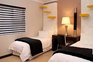 Vip Living Luxury Hotel Apartments Cape Town 3*,