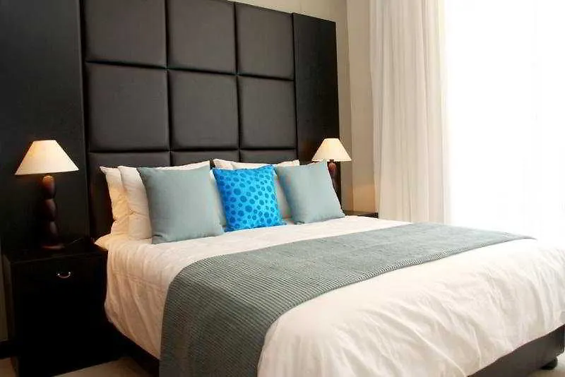 Vip Living Luxury Hotel Apartments Κέιπ Τάουν